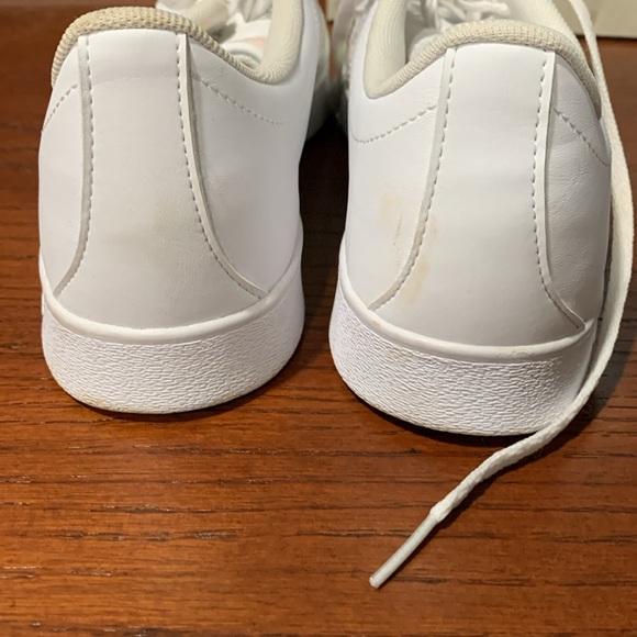 Adidas - Picture 4 of 5